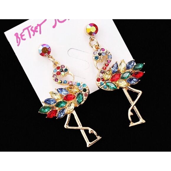 🦩 Betsey Johnson 🎉🎉Host Pick🎉🎉stunning dangle crystal flamingo earrings 🦩 - Picture 6 of 7